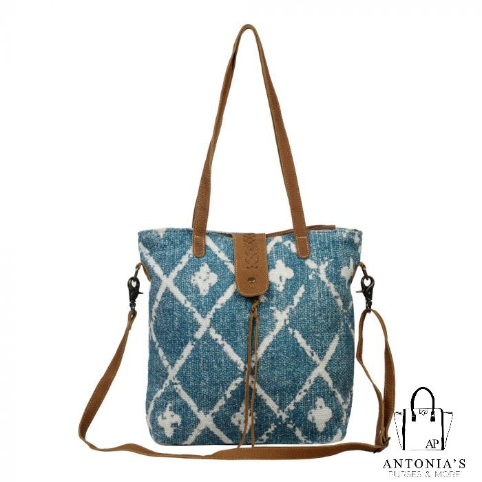 MYRA BEGUILE SHOULDER BAG