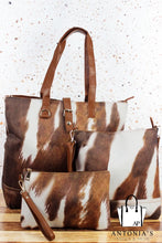 Load image into Gallery viewer, HEREFORD HILLS TOTE TRIO
