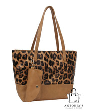 Load image into Gallery viewer, Le Miel Leopard Leather Tote Bag
